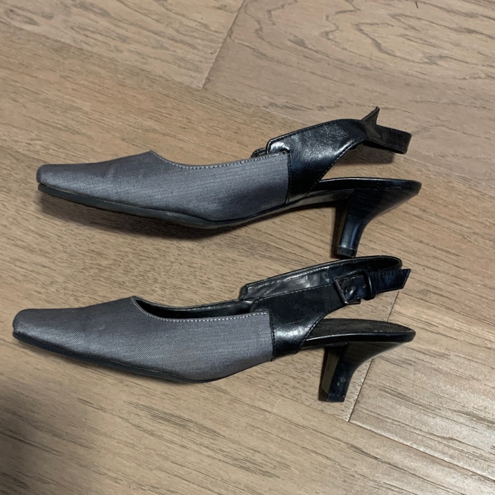 AEROSOLES Charcoal Gray Slingback Kitten Heels Size 8 - Picture 6 of 8